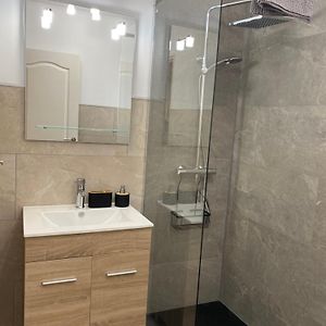 Private Bathroom King Room